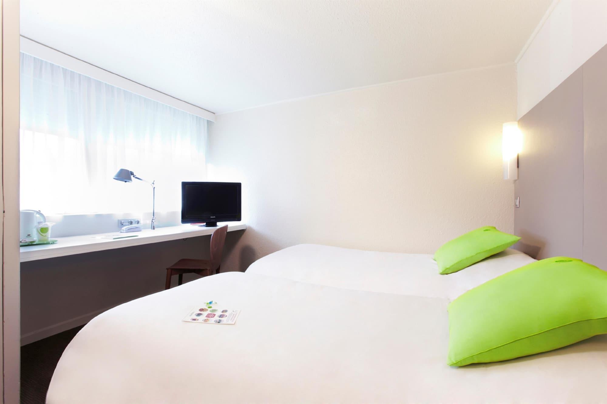 Hotel Morangis Orly Экстерьер фото